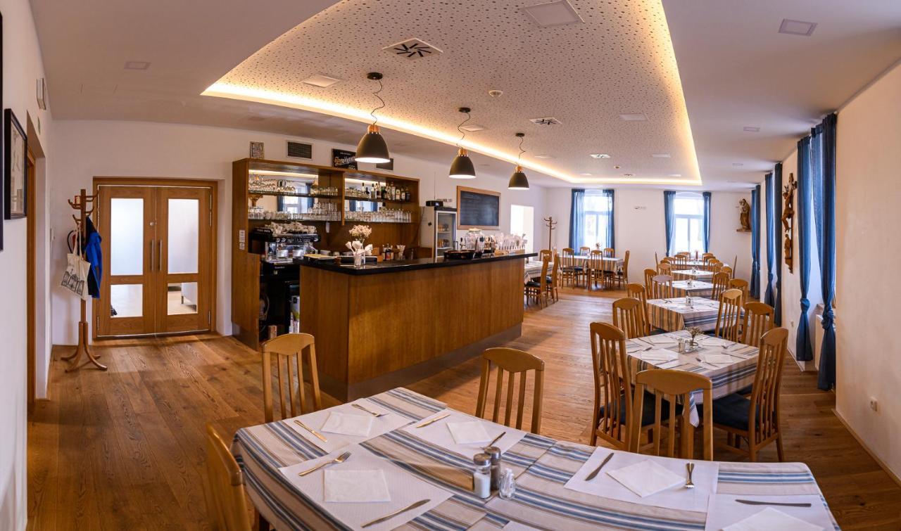 Hotel Poutni Dum Králíky Eksteriør billede